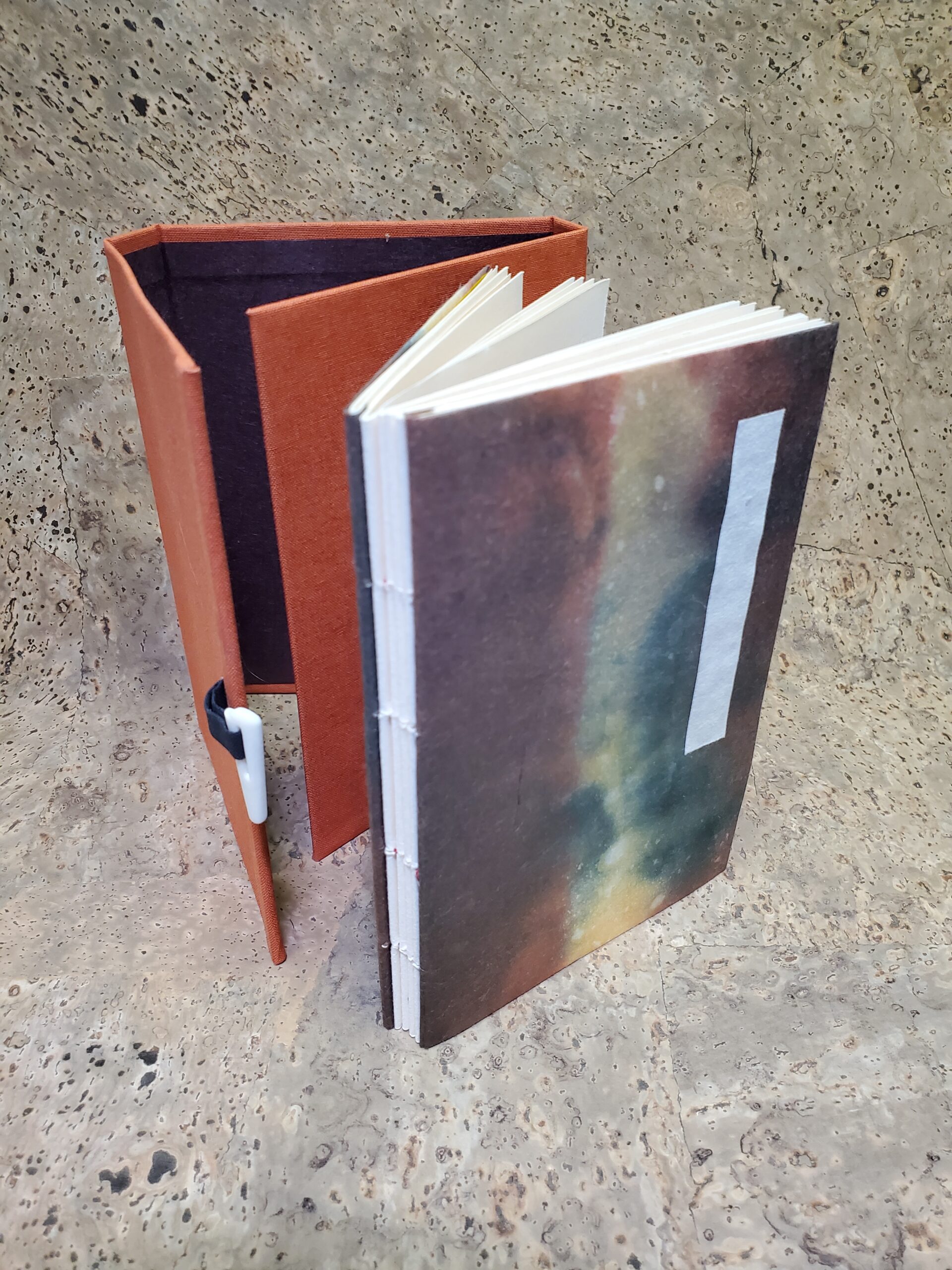 Chitsu (Book Wrapper)